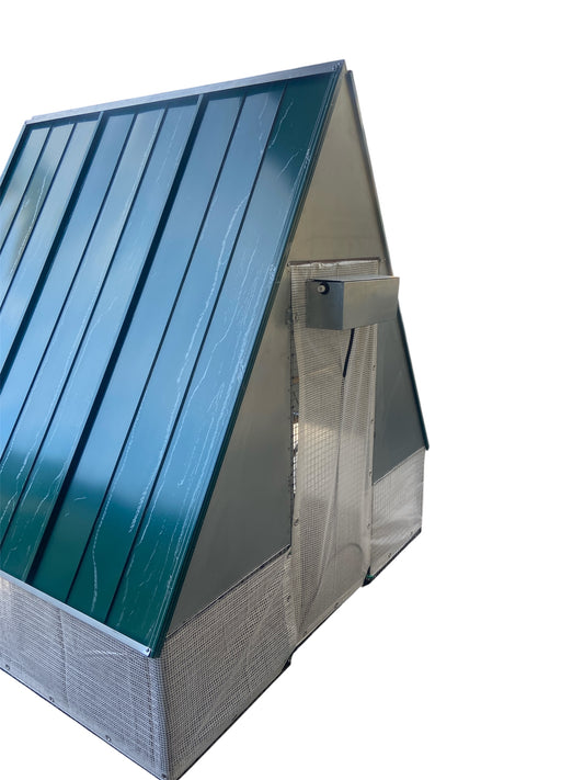 Pollaio Pompei Anti Predatore in Rete e Lamiera Zincata