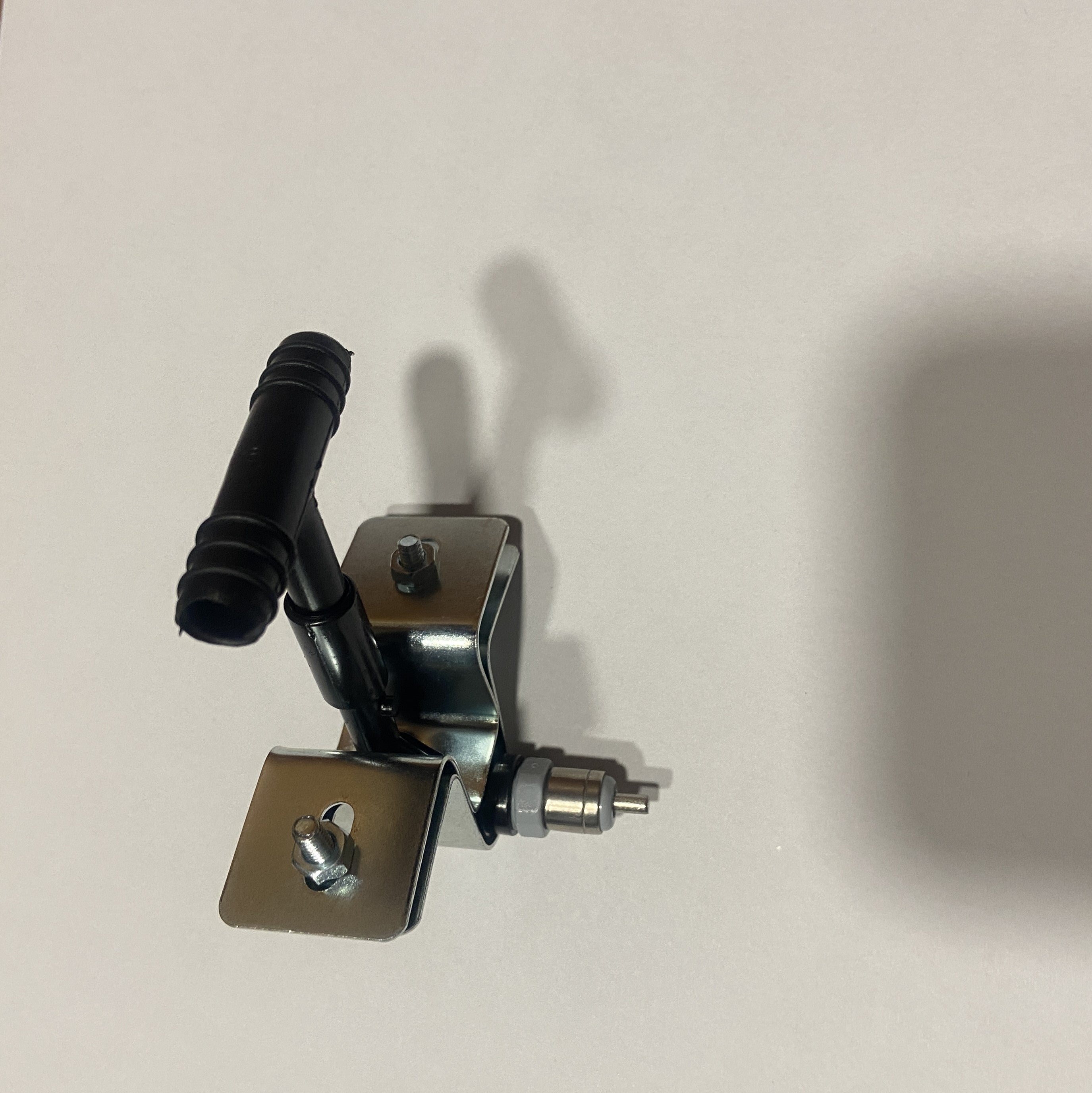 10 Abbeveratoi per conigli anti roditore con attacco a vite e innesto tee Ø 10/7