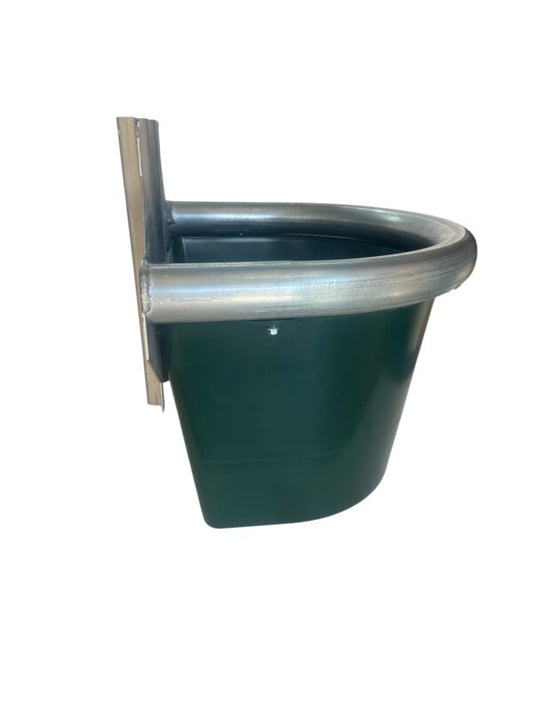 Mangiatoia Per Cavalli Semitonda Da Box Con Bordo Zincato