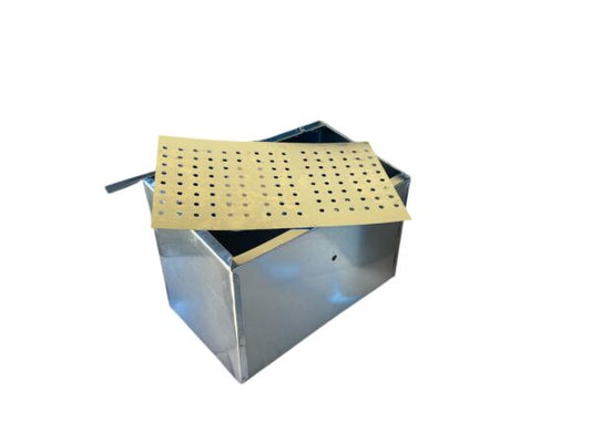 Nido Fattrici Per Gabbie Conigli Con Foro