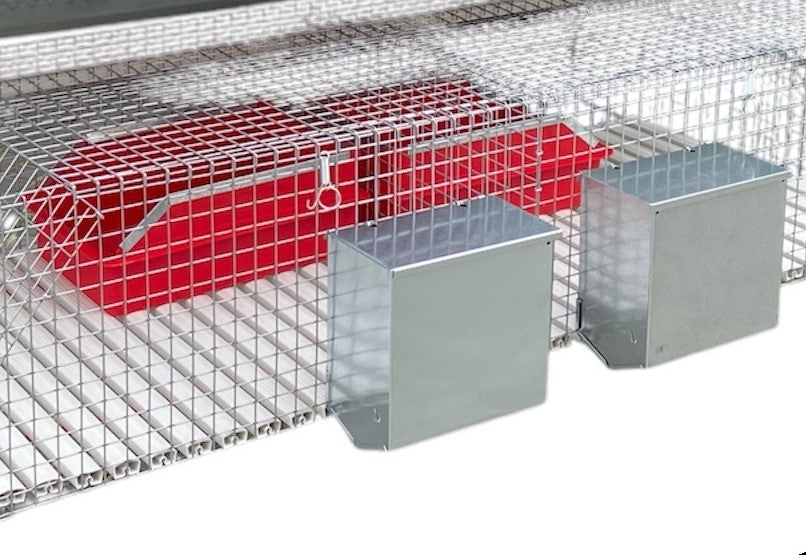 Nido interno per conigli in plastica con bordo in lamiera 2 pz