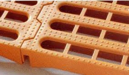 Posatoio Grigliato Per Avicoli